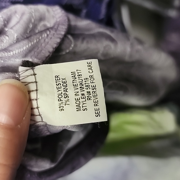 3/4 Sleeve Plus Size Blouse - Picture 7 of 7